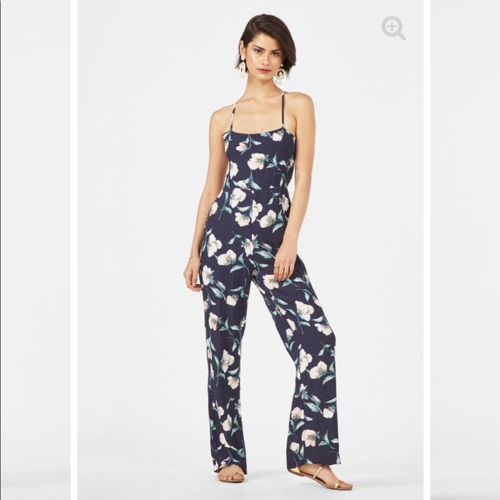 {REDUCED} 🔥Just fab jumpsuit